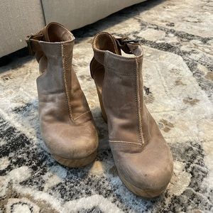 free people amber orchard clogs